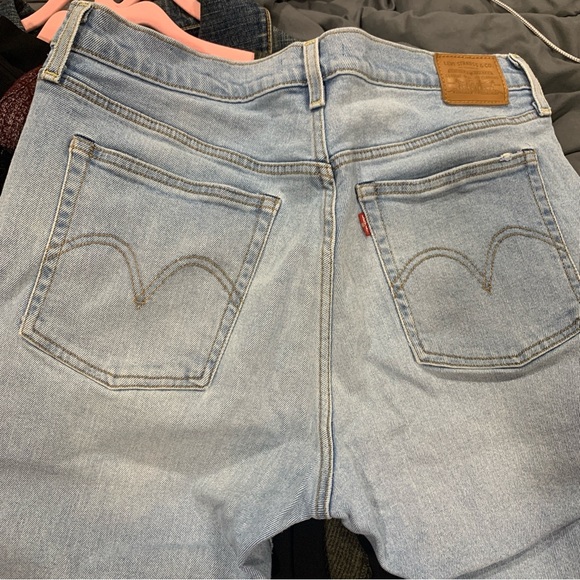 Levi's | Women's Premium Wedgie Icon Fit Light Wash Denim Jeans | Sz 32 - Picture 12 of 16